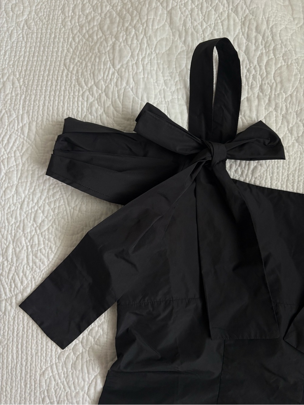 Kimchi Blue Urban Outfitters Black Off-Shoulder Mini Dress with Bow Detailing - Picture 7 of 7